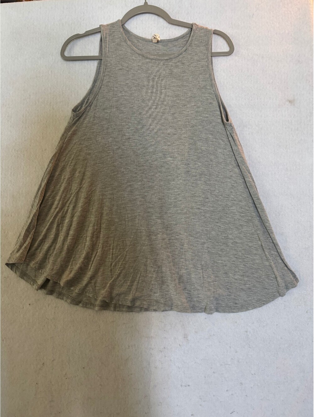 Benson River Gray Sleeveless Flared Tank Top